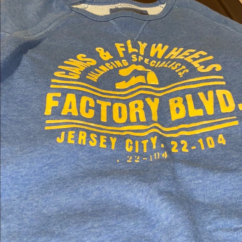 BOYS H&M SWEATSHIRT WORN TWICE.